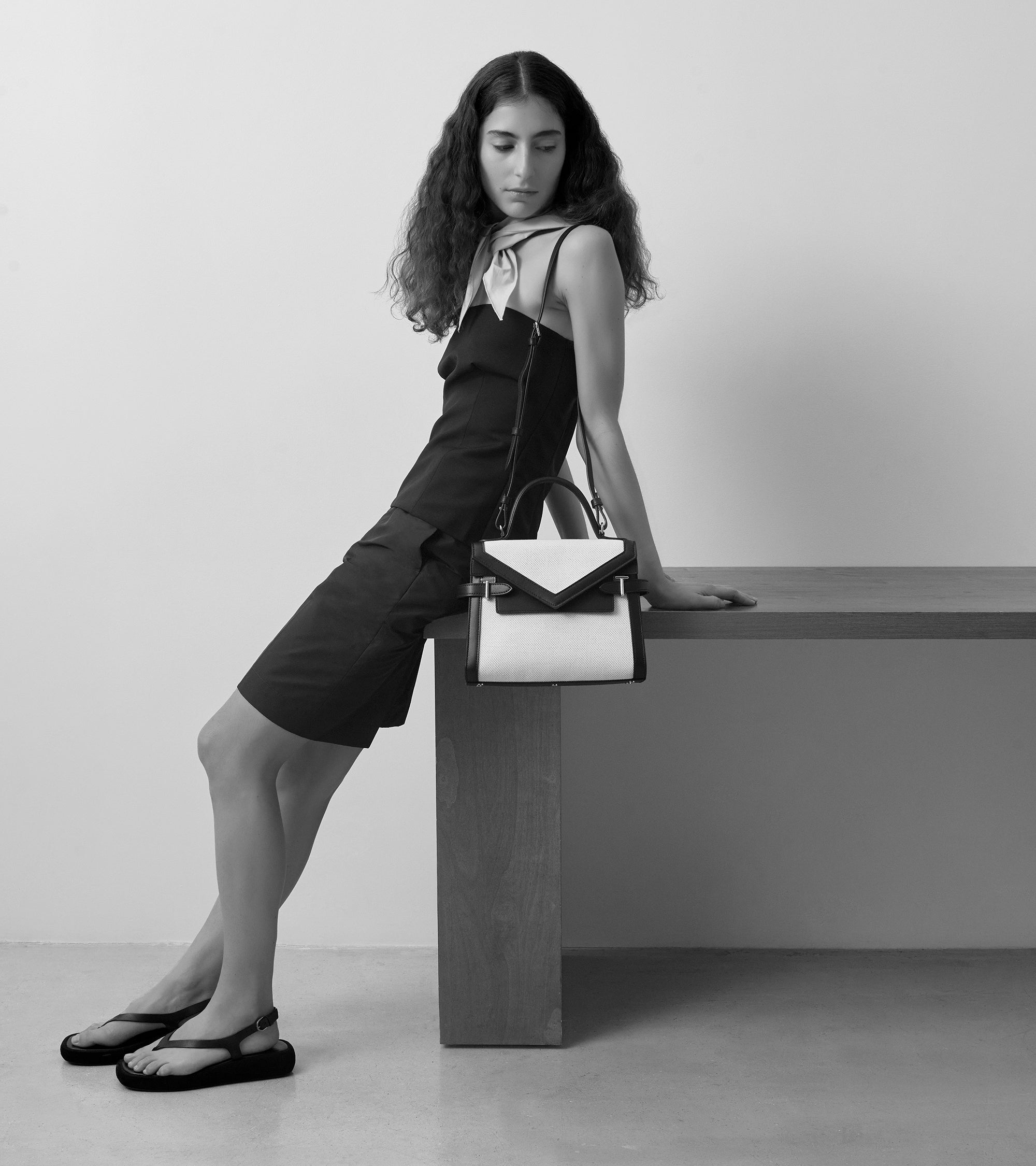 Sac à main double rabat moyen modèle Emilie en toile coton et cuir lisse
